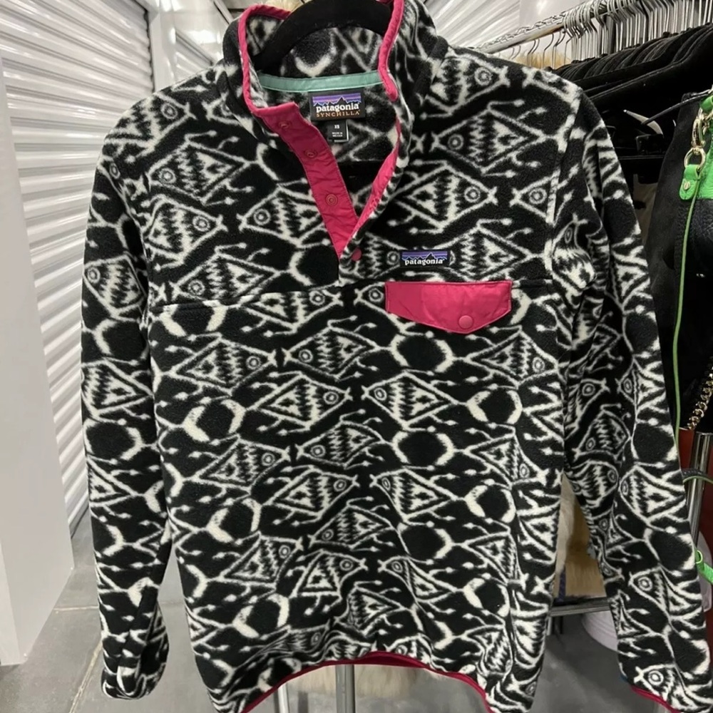 Patagonia Synchilla Snap T Fleece Pullover Ikat Big Fish Black Women's XS